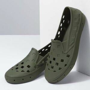 Vans Men's trek‎ slip-on perforated shoes olive Green